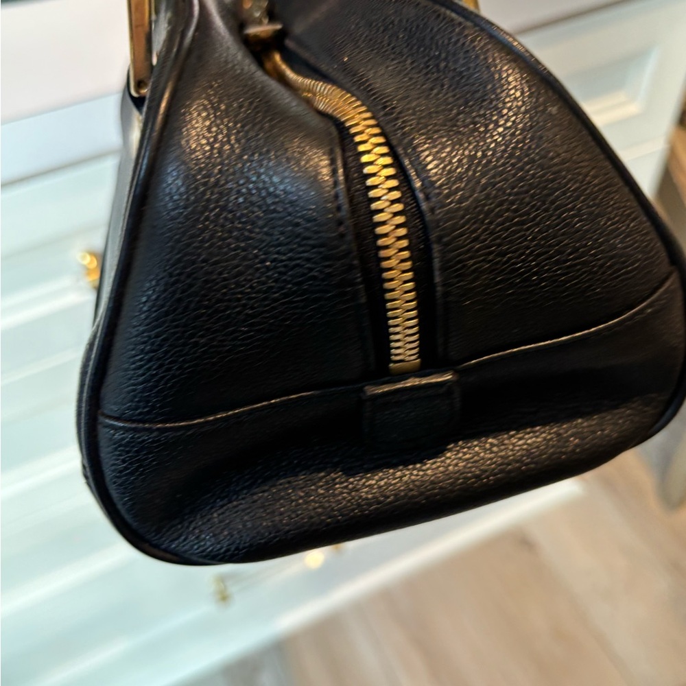 MCM Heritage COA EUC Black Leather Shoulder Bag with Gold Accents - Picture 7 of 15